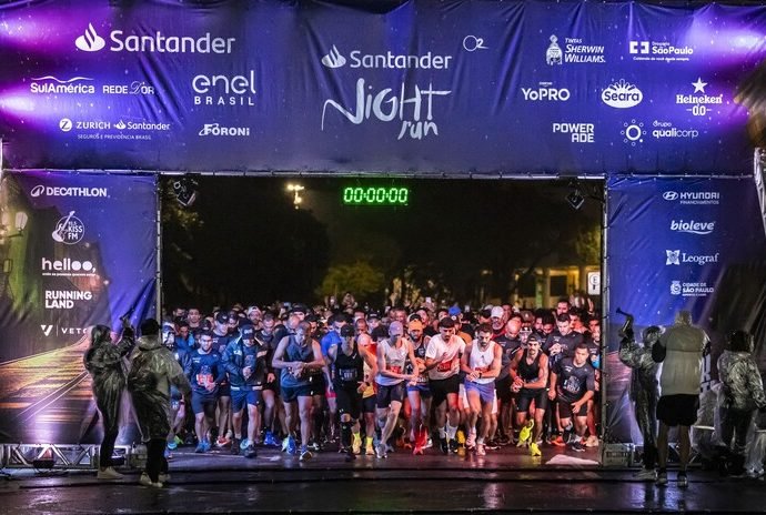 Medalha Digital: Santander Night Run Lidera Inovação no Brasil
