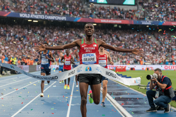 Dawit Seare: O Segredo da Vitória nos 5000m Mundiais!