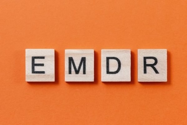 EMDR: Guia Definitivo do Tratamento de Trauma com Movimentos Oculares
