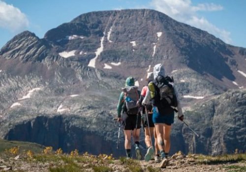 Equipamentos Essenciais para Trail Run: Guia Completo