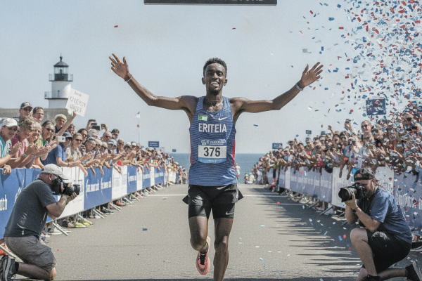 Habtom Samuel: O Milagre Sub-31 na Falmouth Road Race!