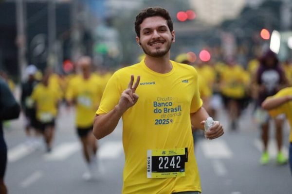 Hidratação Corridas Calor: Guia Essencial para Provas