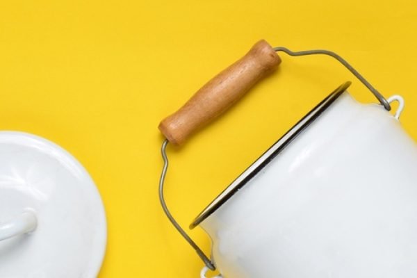 Leite Cru: O Guia Definitivo Sobre Seus Mitos e Verdades