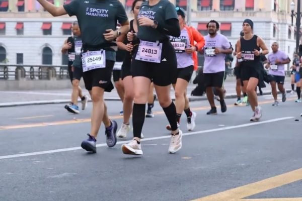 Primeira Maratona: Como Daiana Celebrou o Amor na SP City