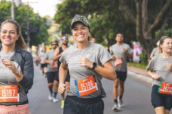 Saúde Bucal e Corrida: O Guia Essencial para Atletas